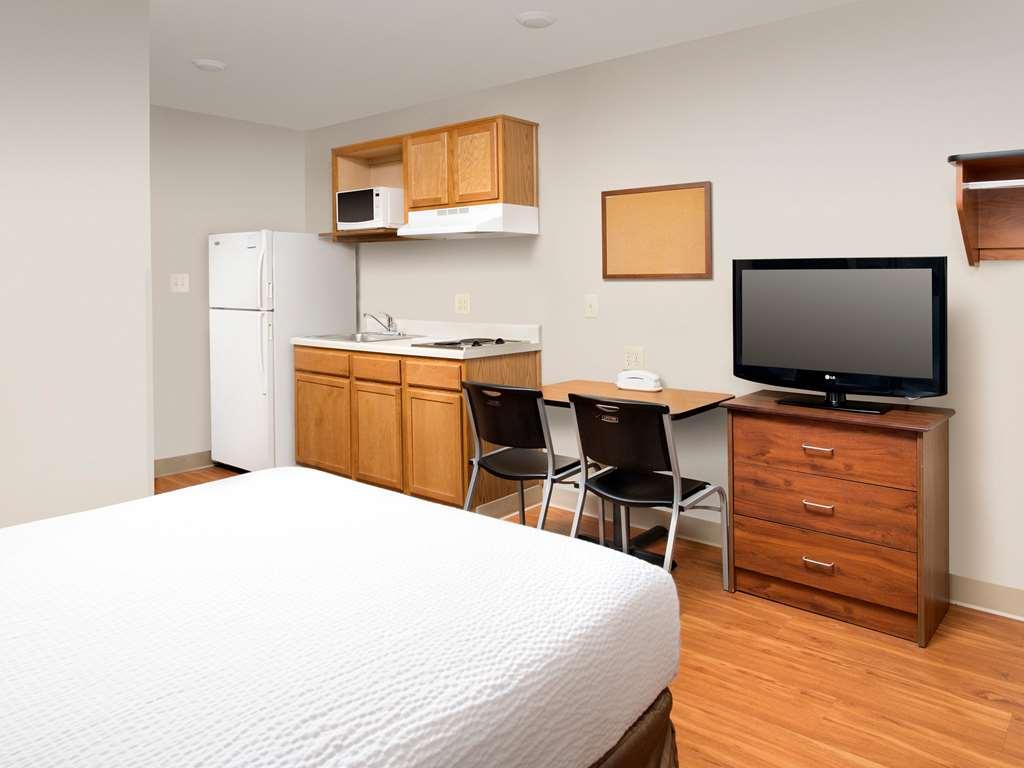 Extended Stay America Select Suites - Kansas City - South - I-49 Room photo