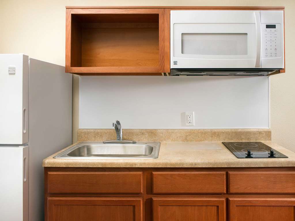 Extended Stay America Select Suites - Kansas City - South - I-49 Room photo